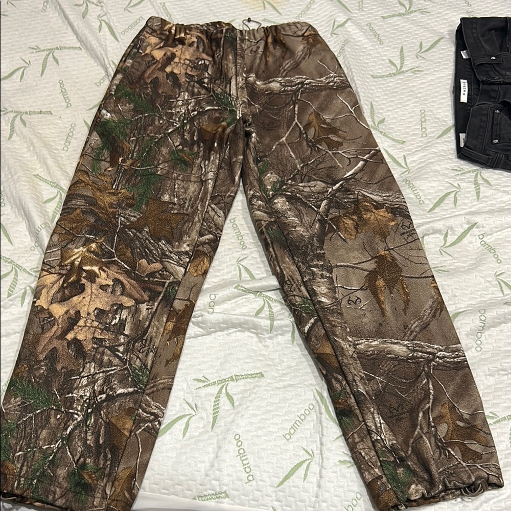 Red Head small men’s Camouflage Pattern Pants